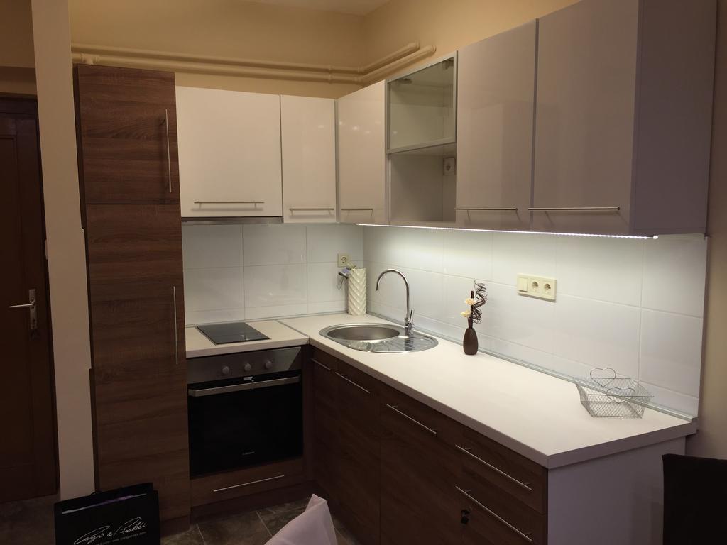 Appartement Solaris-Szeged Apartman Extérieur photo